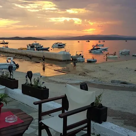 Pension Antonakis Ouranoupolis Greece Εξωτερικό φωτογραφία