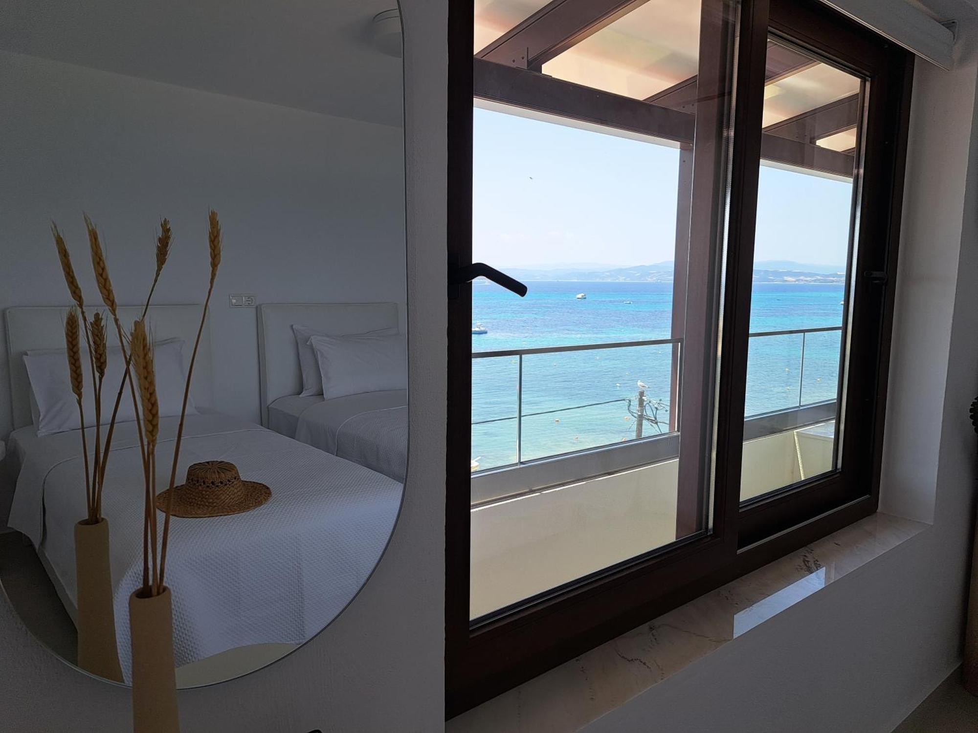 Antonakis Ouranoupolis Greece Guest house Ouranoupoli